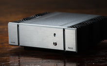 Load image into Gallery viewer, Pass Labs XA25 Power Amplifier