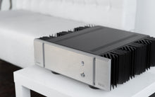 Load image into Gallery viewer, Pass Labs XA25 Power Amplifier